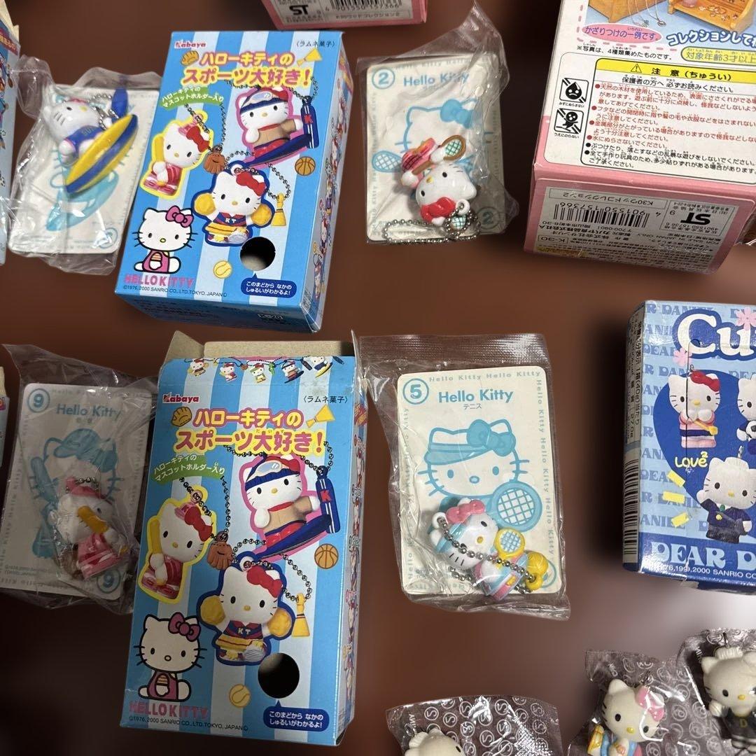 ハローキティ ブラインドボックス キーチェーン ストラップ