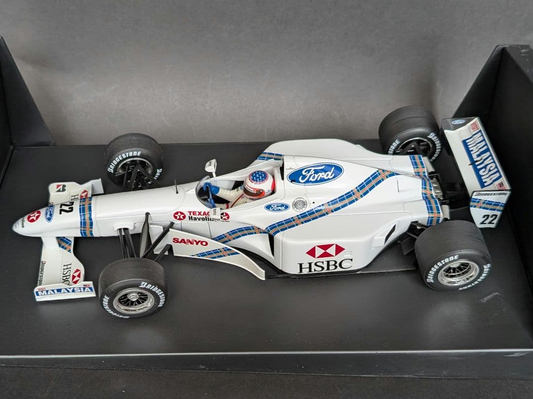 ミニチャンプス 1/18 スチュワートフォード SF1 #22 R.バリチェロ