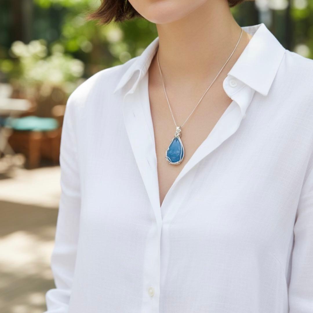 アクアマリン　ワイヤーラッピングペンダントトップ