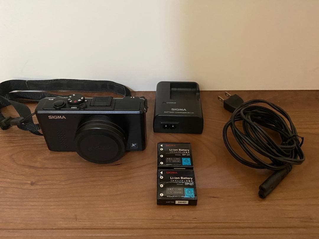 美品 SIGMA シグマ DP1s コンパクトデジタルカメラ