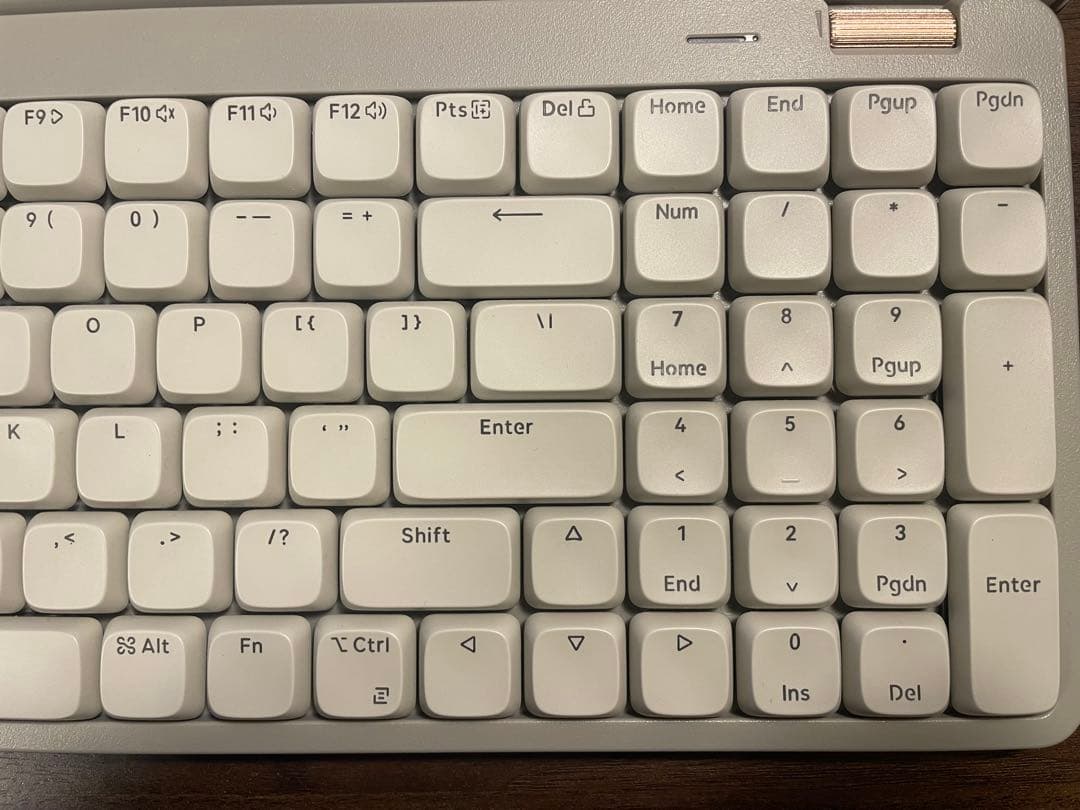 【あや】Flow Lite 100キーロープロファイルメカニカルキーボード