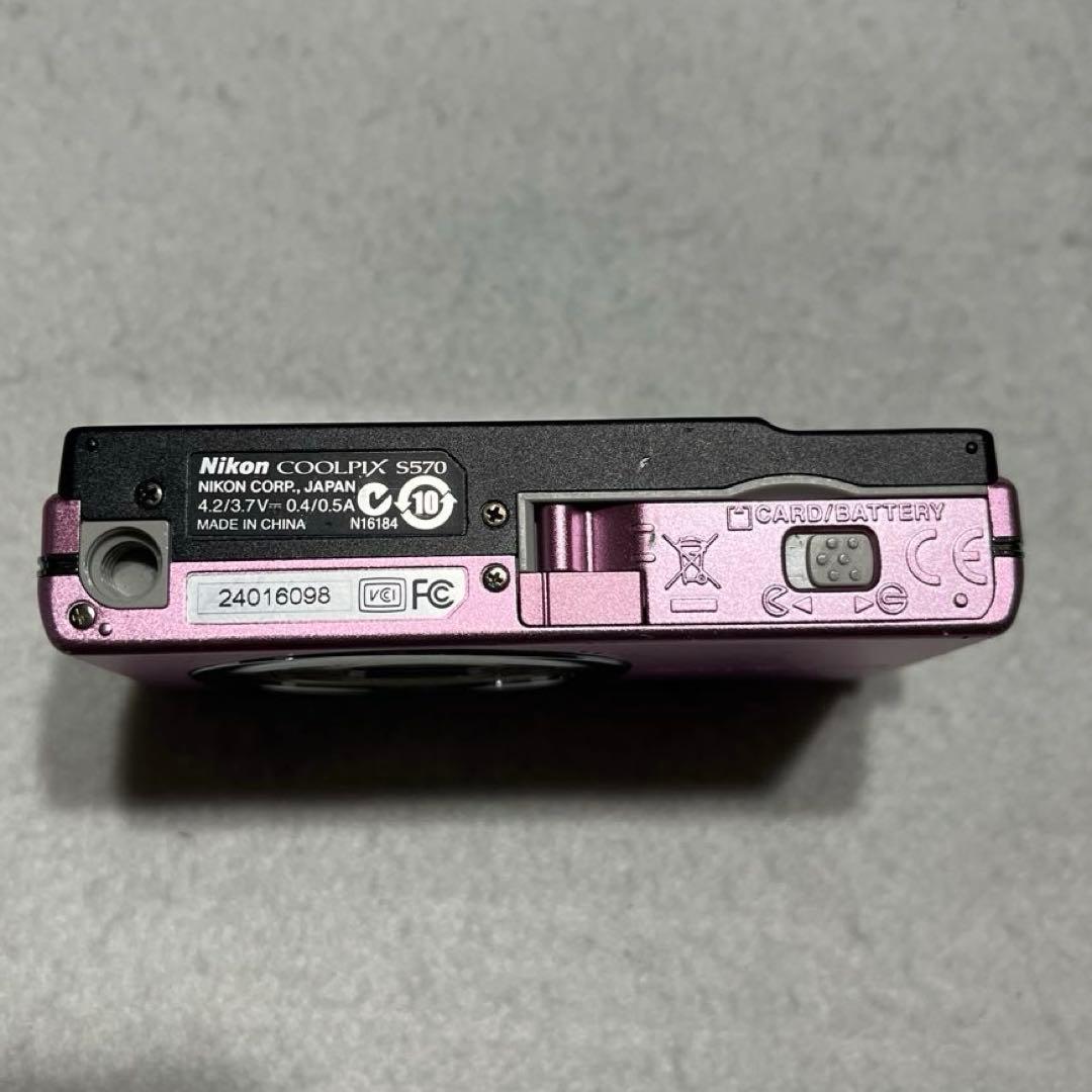 デジカメ Nikon COOLPIX S570 《ジャンク》