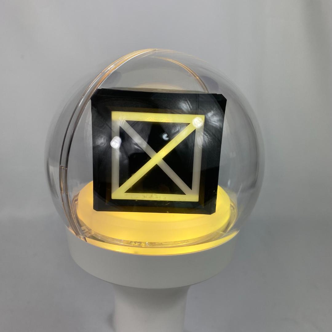 ★美品 NiziU ペンライト OFFICIAL LIGHT STICK