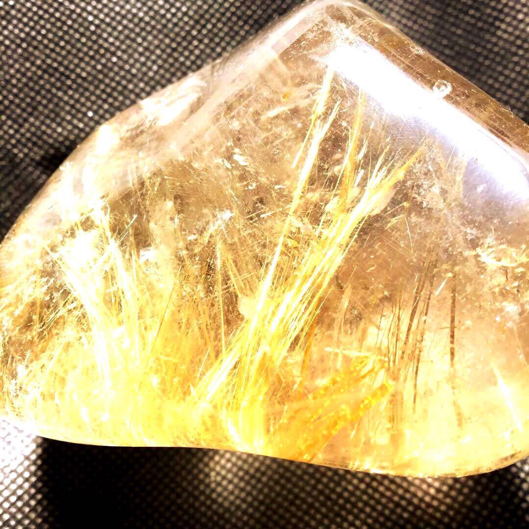 高品質　ルチルクォーツ置物　透明度高い　パワースートン　在庫処分　1点限定