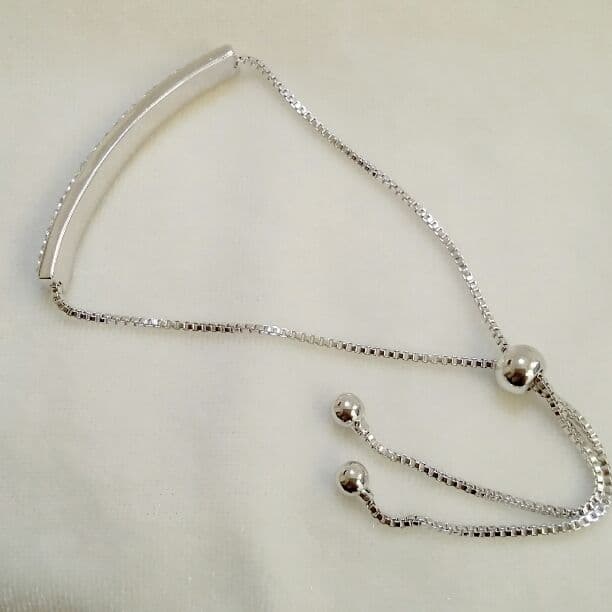 グルーデコ®のスワロフスキーアクセサリー　カーブブレスレット(シルバー色台)