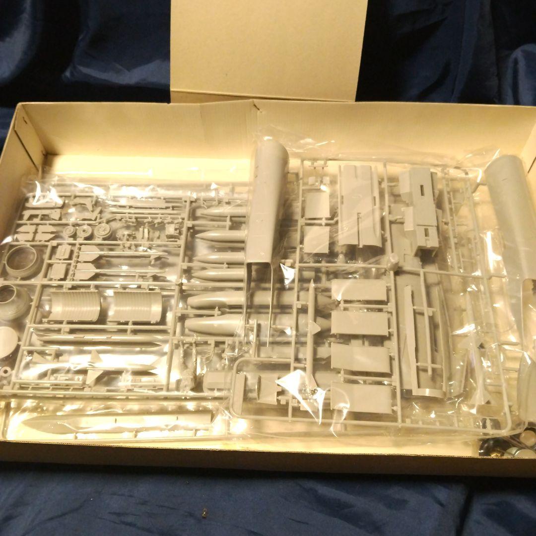 タミヤ 1/32 グラマン F-14A トムキャット、箱傷み
