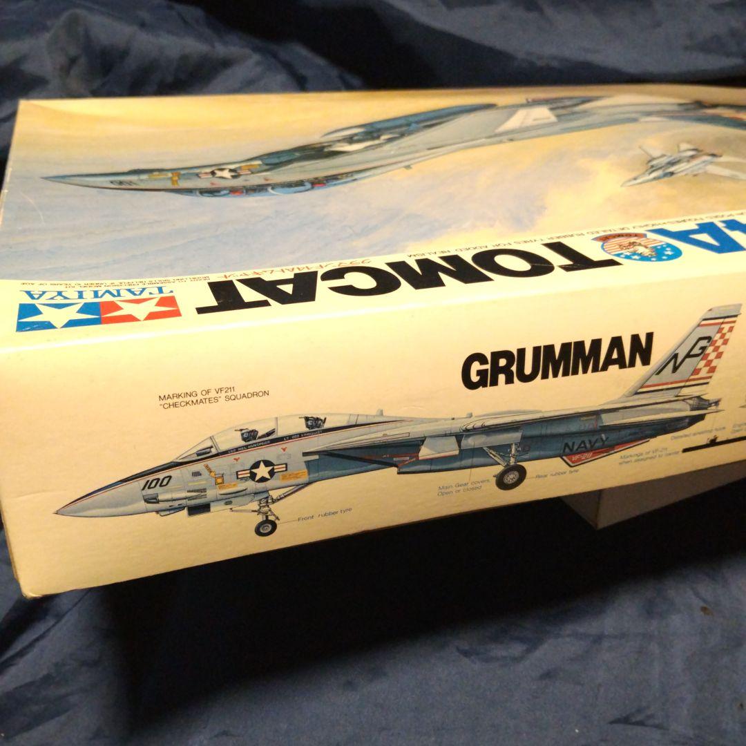 タミヤ 1/32 グラマン F-14A トムキャット、箱傷み