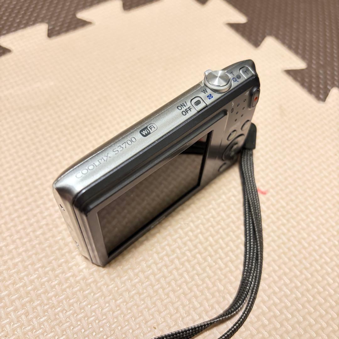 Nikon COOLPIX S3700 デジタルカメラ