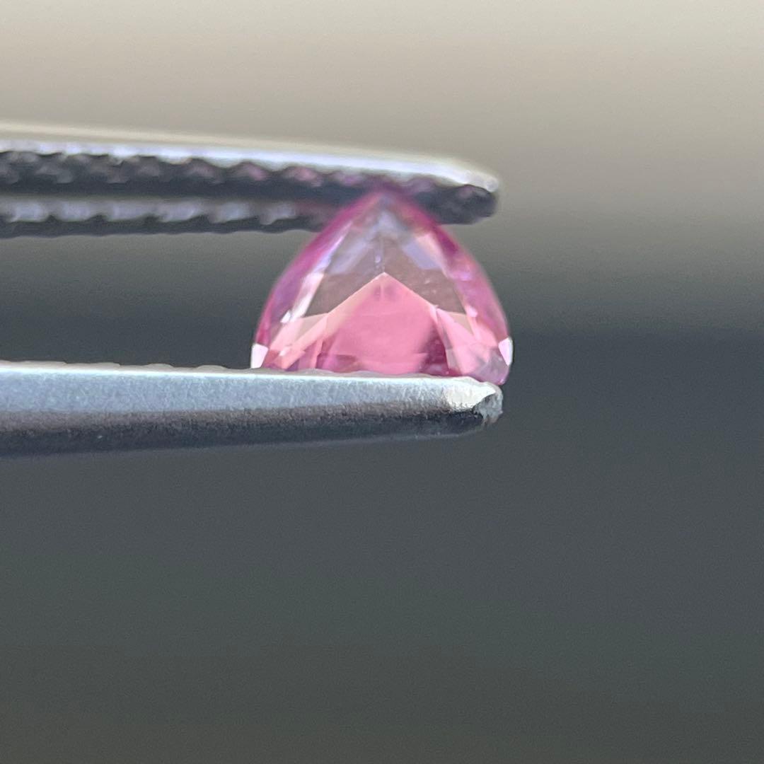 スリランカ非加熱産天然ピンクサファイアルース