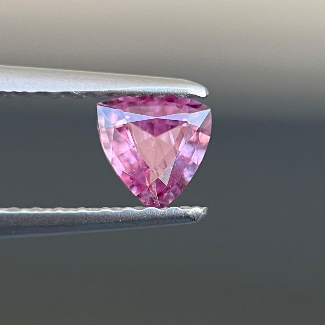 スリランカ非加熱産天然ピンクサファイアルース