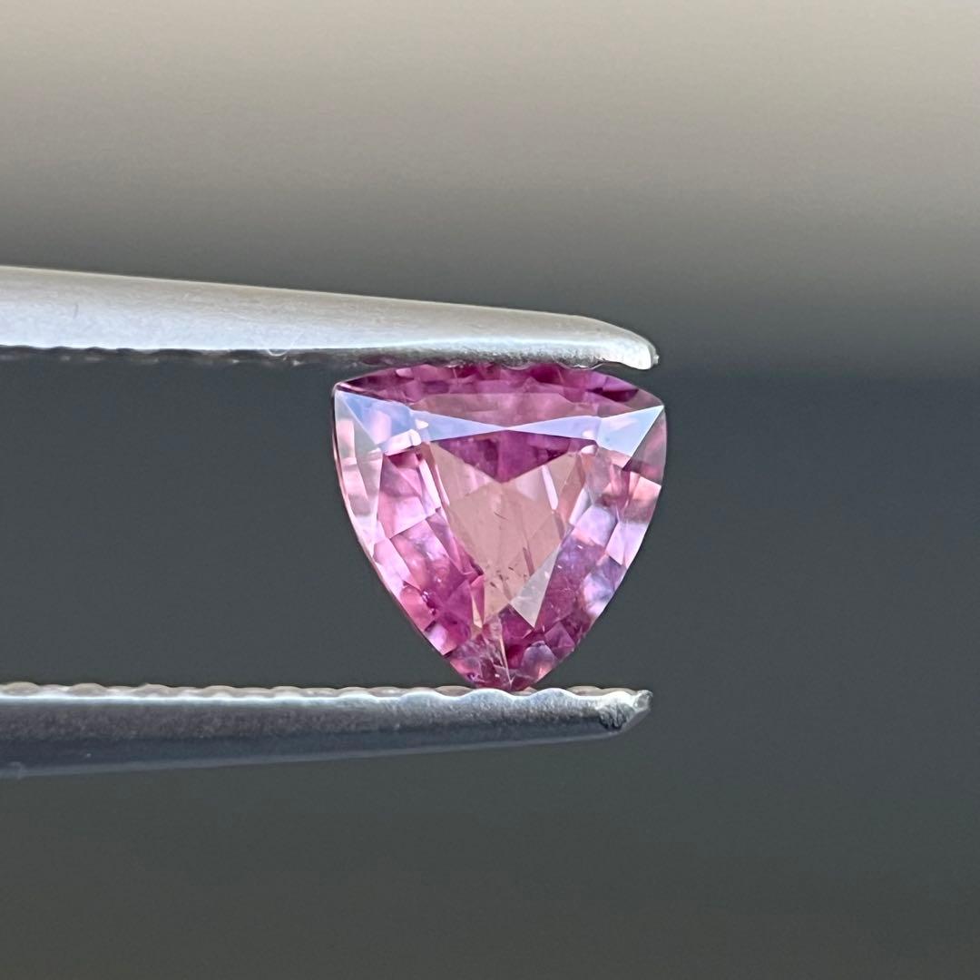 スリランカ非加熱産天然ピンクサファイアルース