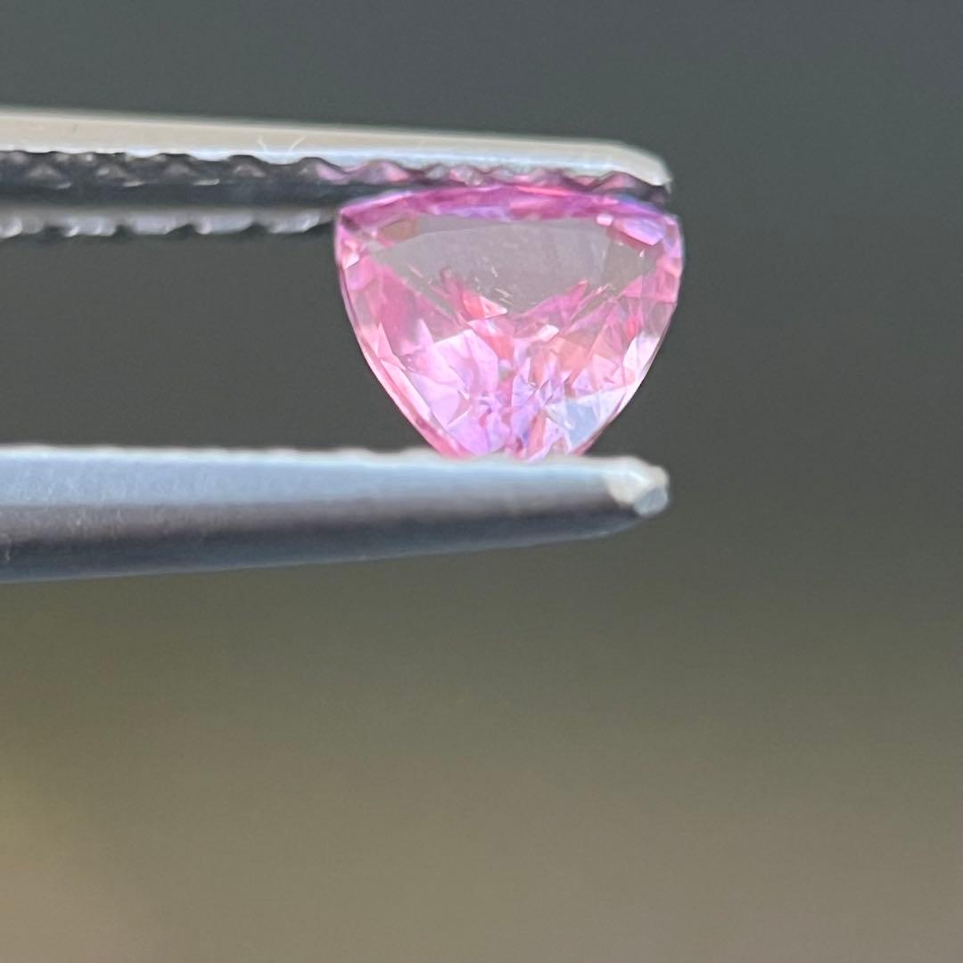 スリランカ非加熱産天然ピンクサファイアルース