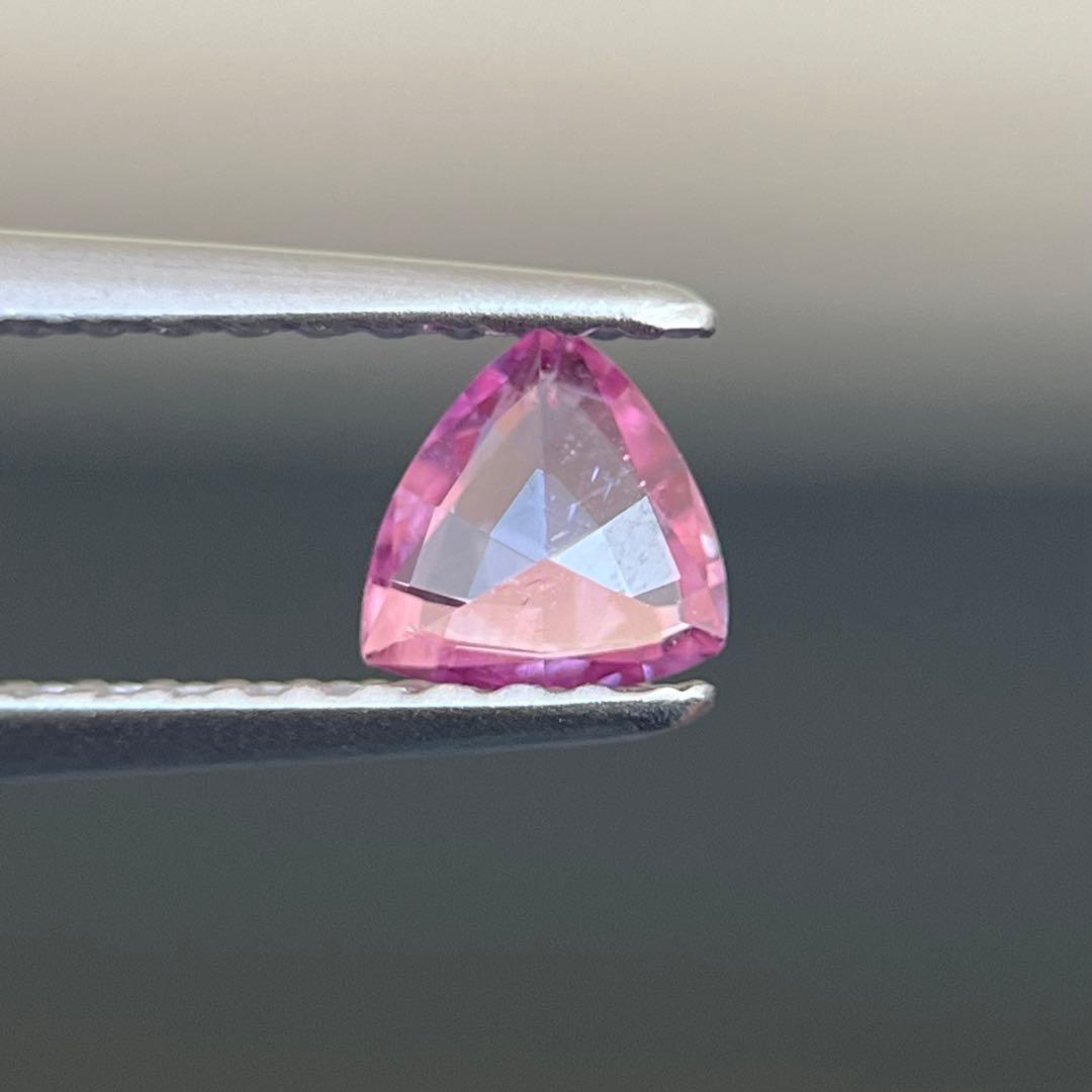 スリランカ非加熱産天然ピンクサファイアルース