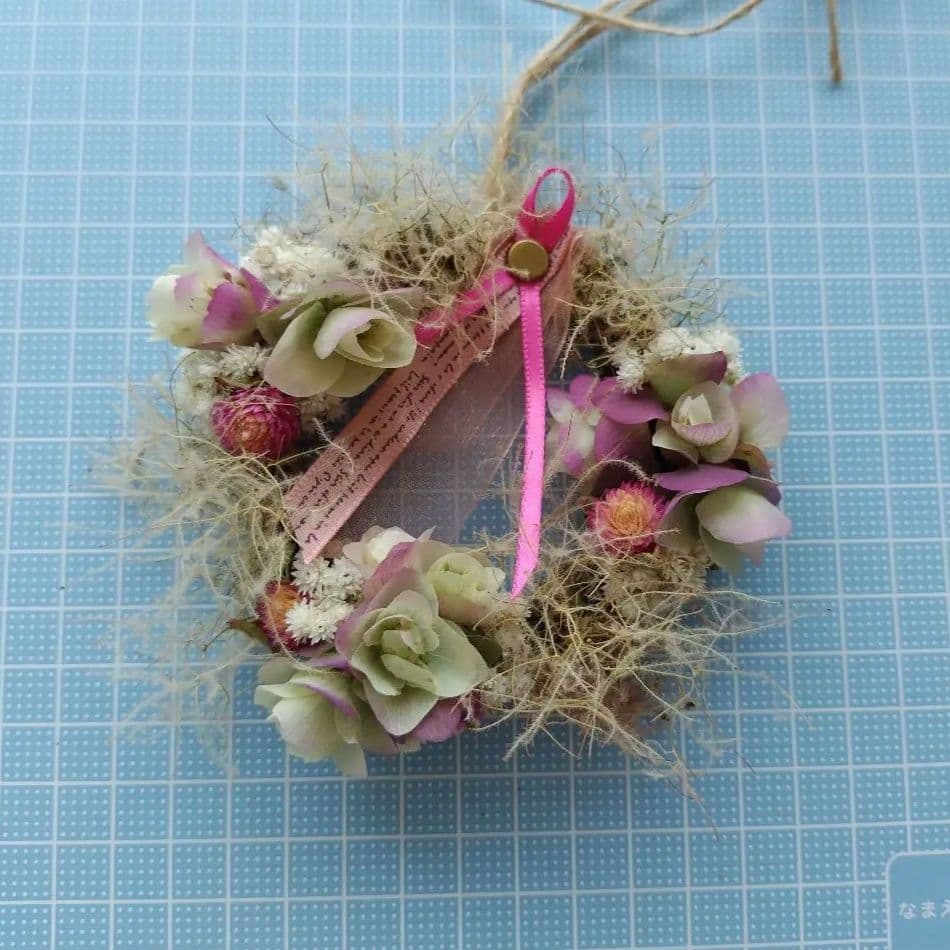 オレガノとスモークツリーのプチリース  クリーピングタイムベース