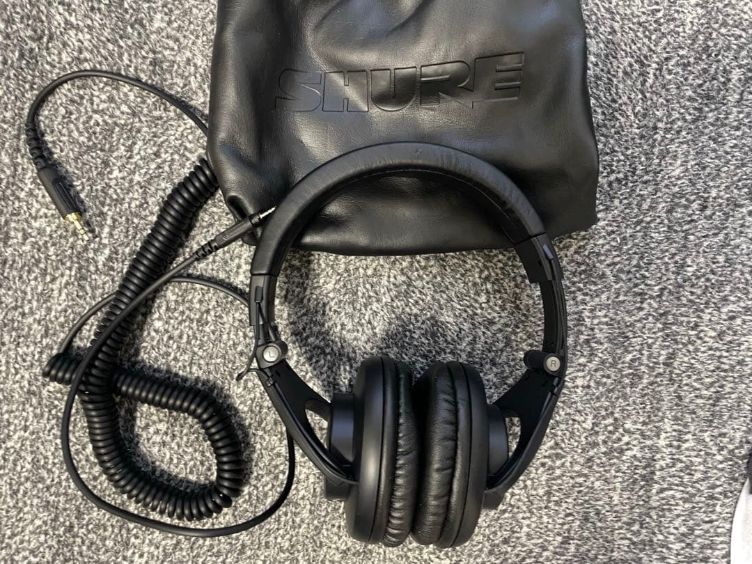 ヘッドホン SHURE SRH440