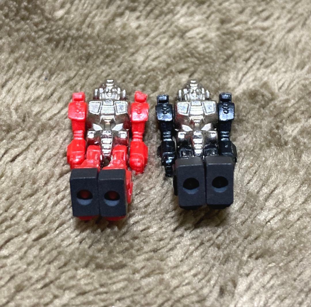 ダイアクロン 隊員 後期型 赤 黒 2点 当時物 タカラ