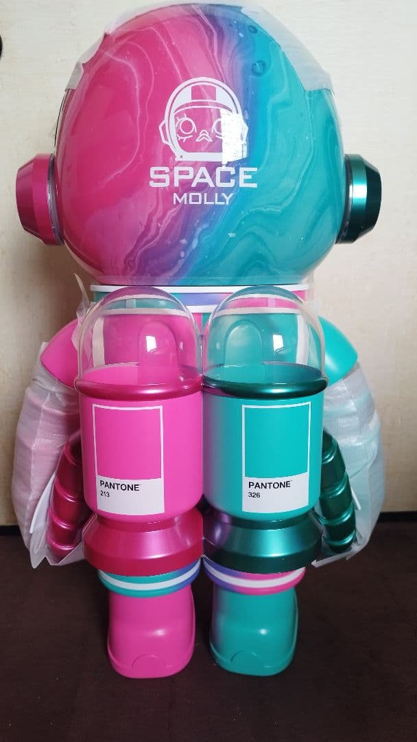その他 MEGA SPACE MOLLY 1000% PANTONE