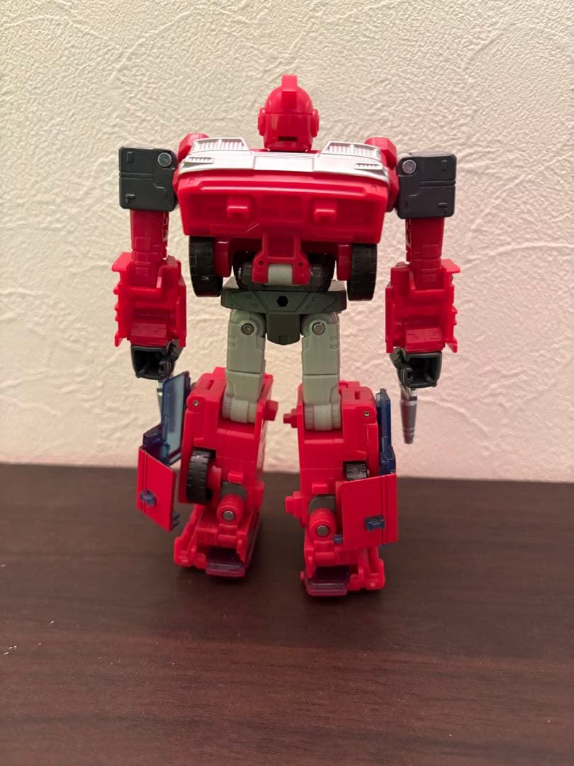 アイアンハイド トランスフォーマー　スタジオシリーズ