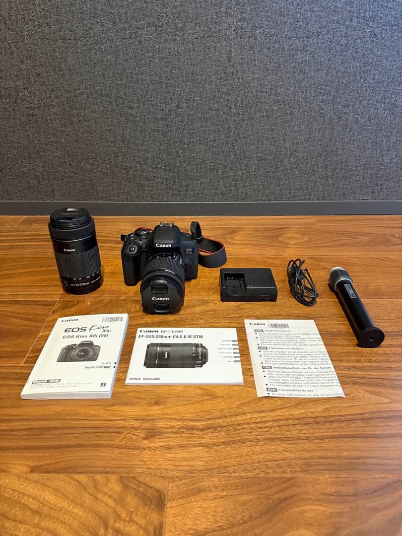 Canon EOS Kiss X8i キャノン デジタル一眼レフダブルレンズ