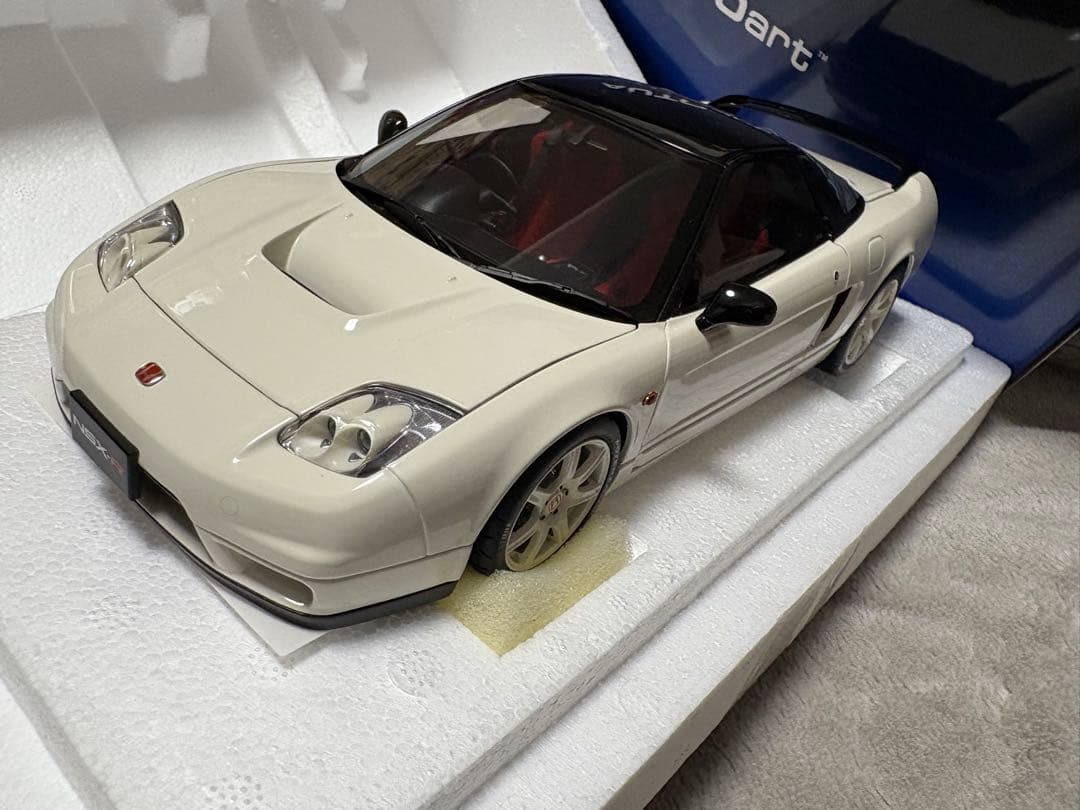 オートアート 1/18 ホンダ NSX-R NA2 ホワイト