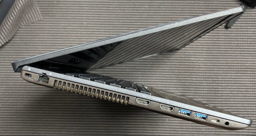 【ジャンク】FMV LIFEBOOK NH56/D2