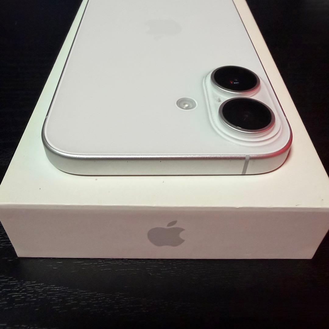 [simフリー]バッテリー容量100% iPhone16 128GB ホワイト