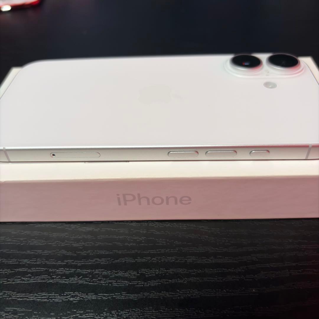 [simフリー]バッテリー容量100% iPhone16 128GB ホワイト