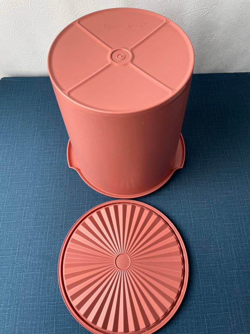 タッパーウェア　マキシデコレーター　サーモンピンク　5.8l