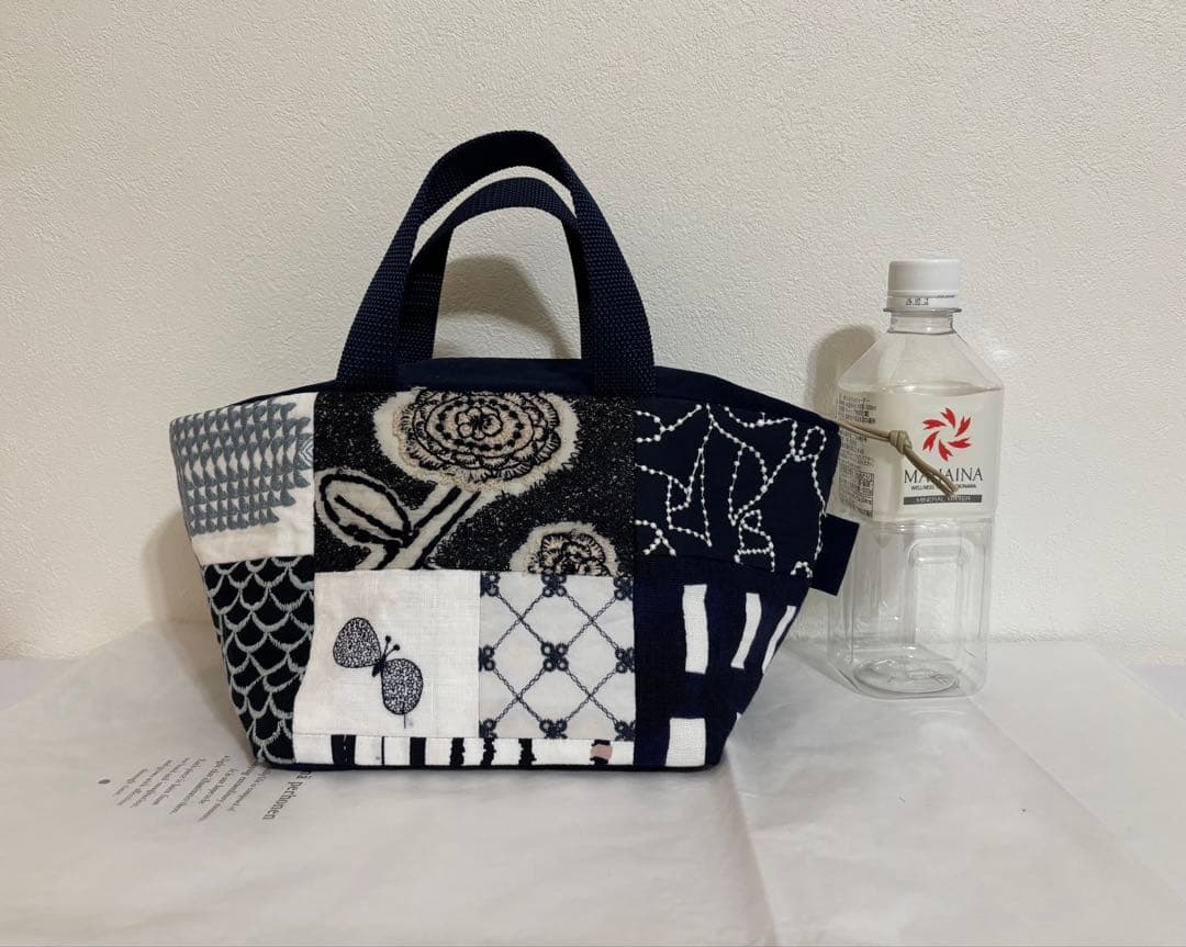 ハンドメイド　ミナ ペルホネン　ピースファブリック　角底トート