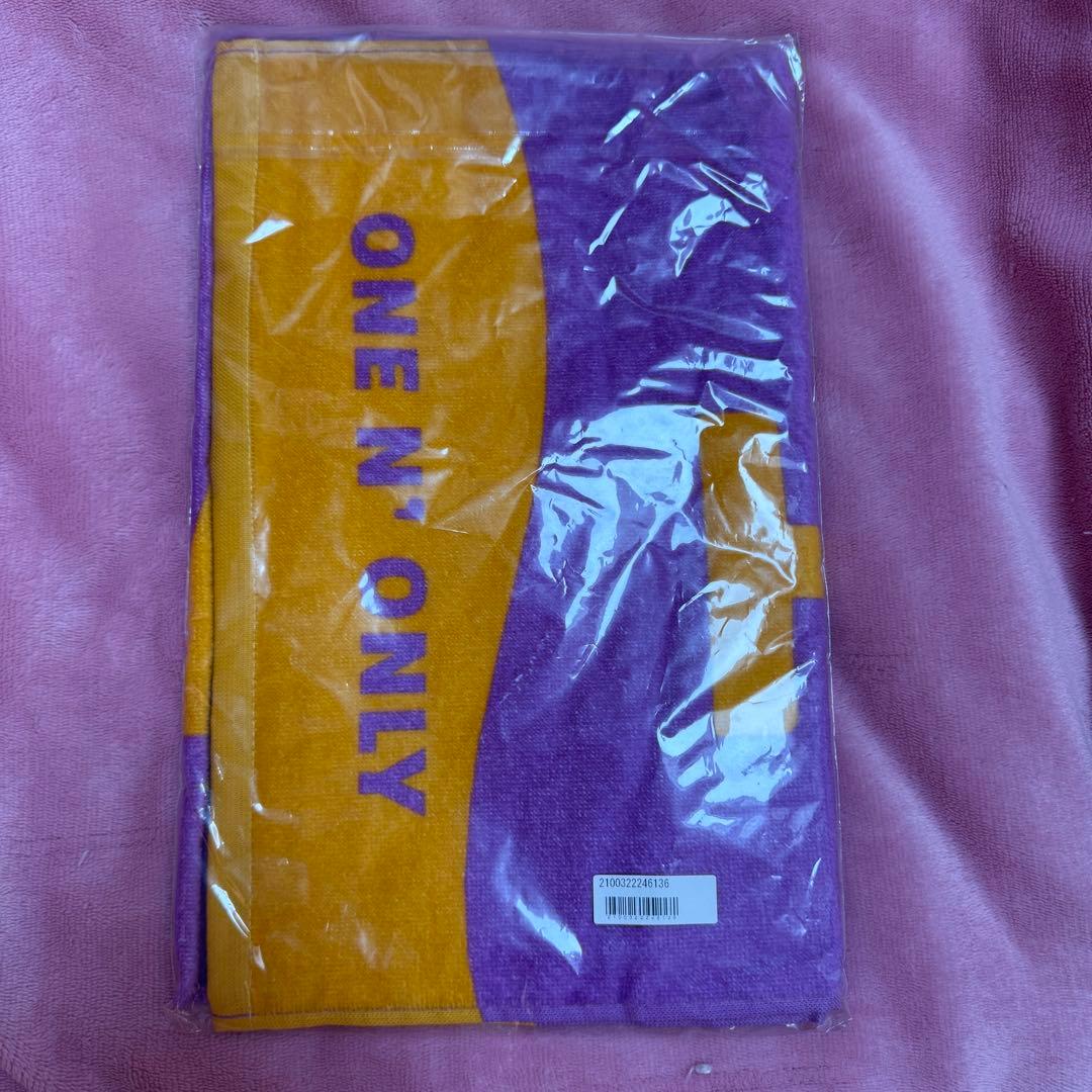 ONE N' ONLY タオル
