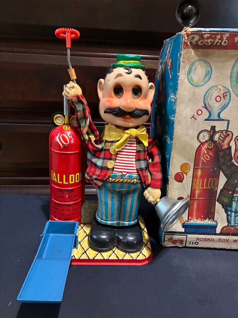 Gino Balloon Blower ブリキのシャボン玉おじさん