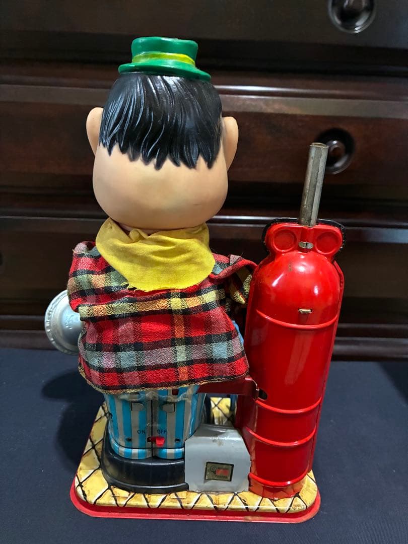 Gino Balloon Blower ブリキのシャボン玉おじさん