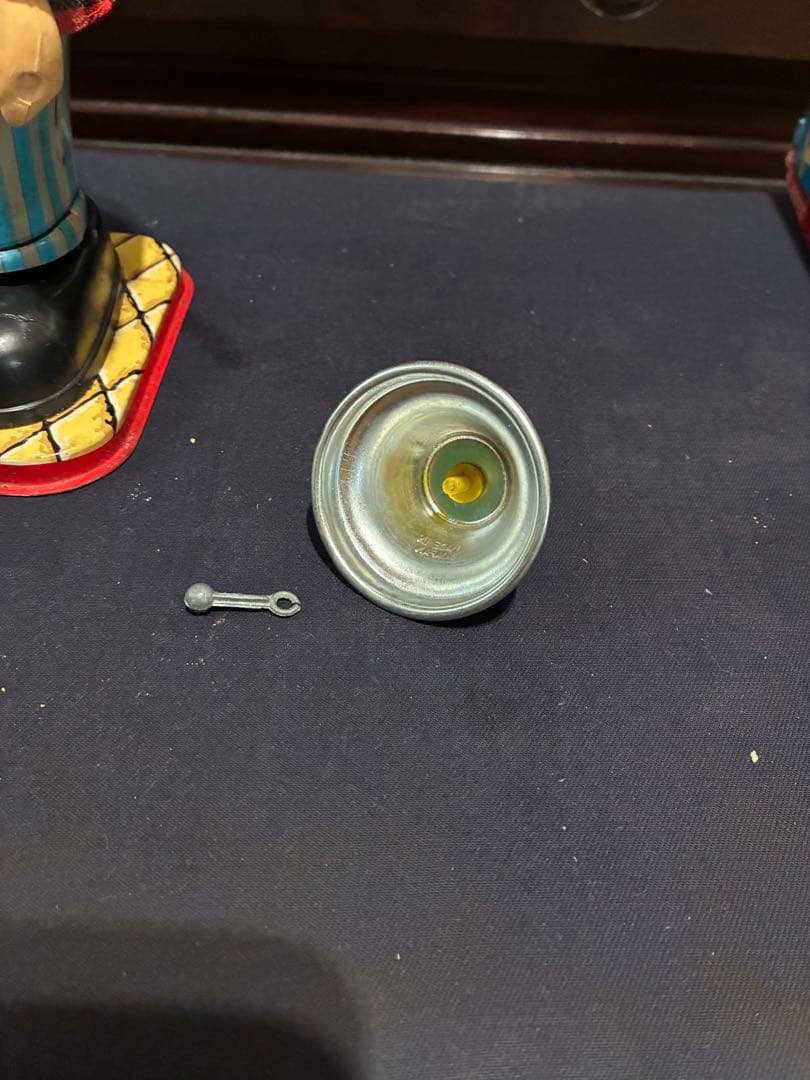 Gino Balloon Blower ブリキのシャボン玉おじさん