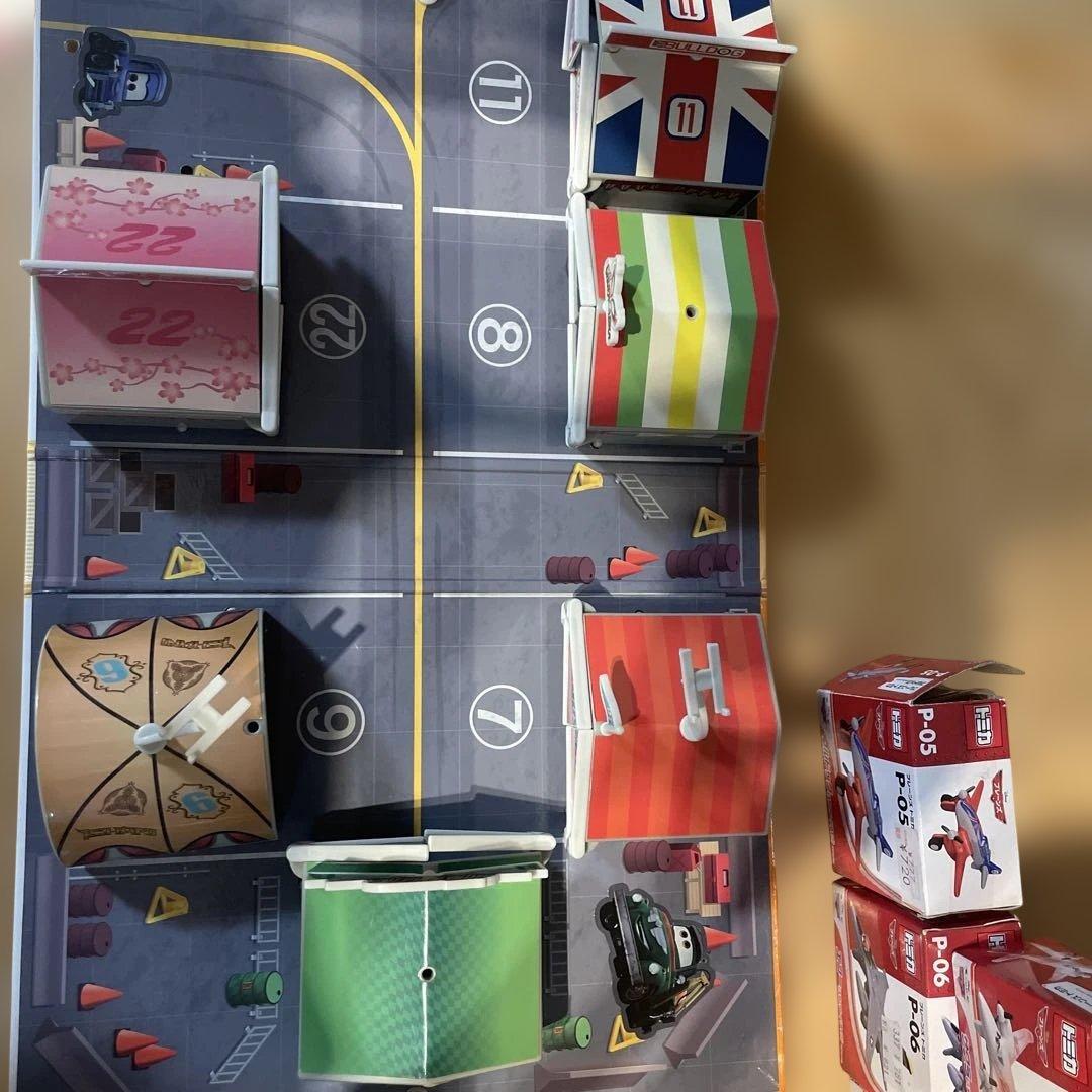 激レア⭐︎トミカ プレーンズ ジオラマップ ピットガレージ　プレーンズトミカセット