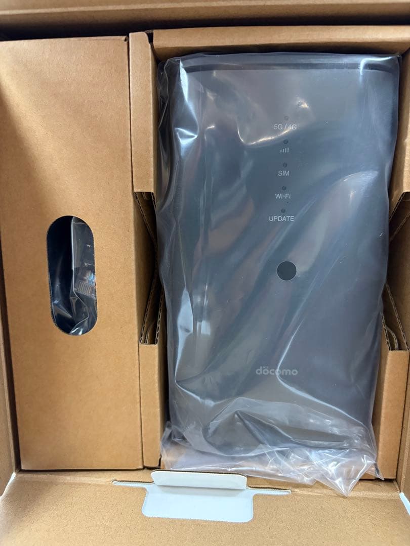 【新品未使用】docomo  5G HR02セット