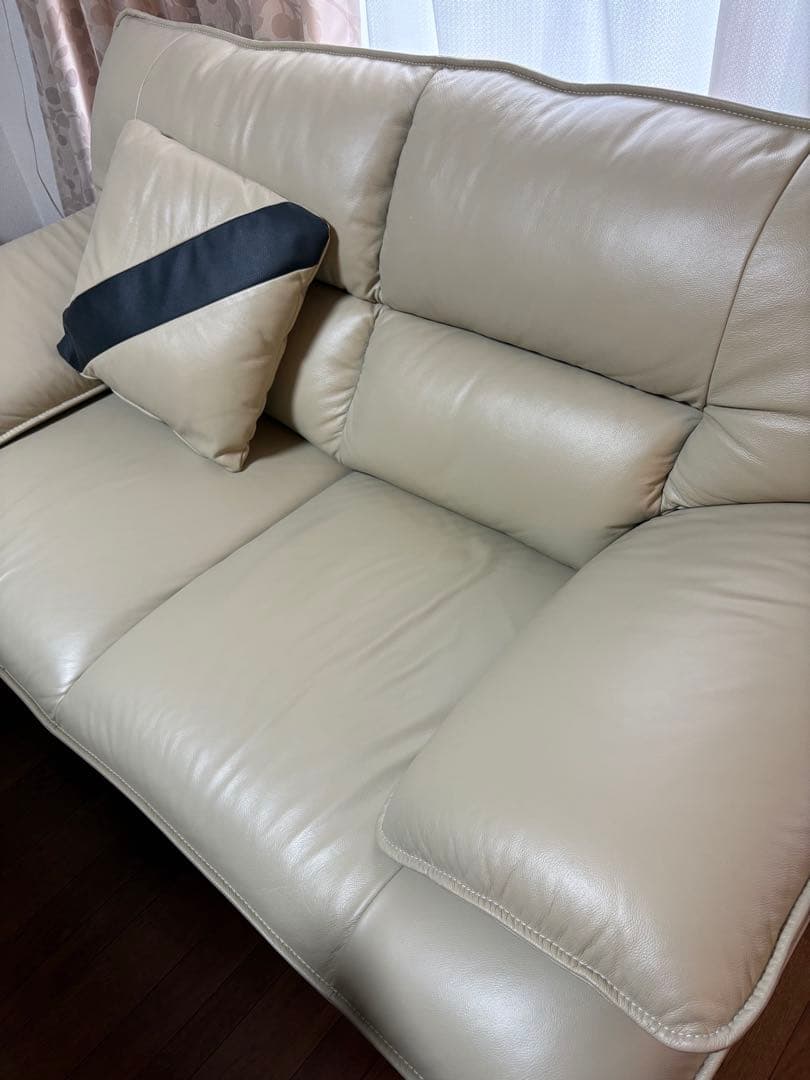 ニトリ　2人用本革ソファ(ロゾ4 BE ホンカワ)