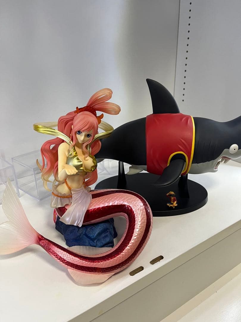 ワンピース　フィギュア　しらほし&メガロ