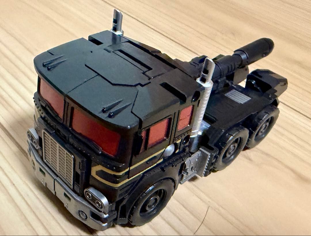 SDCC 2017限定 プリミティブオプティマスプライム＆PC-20セット