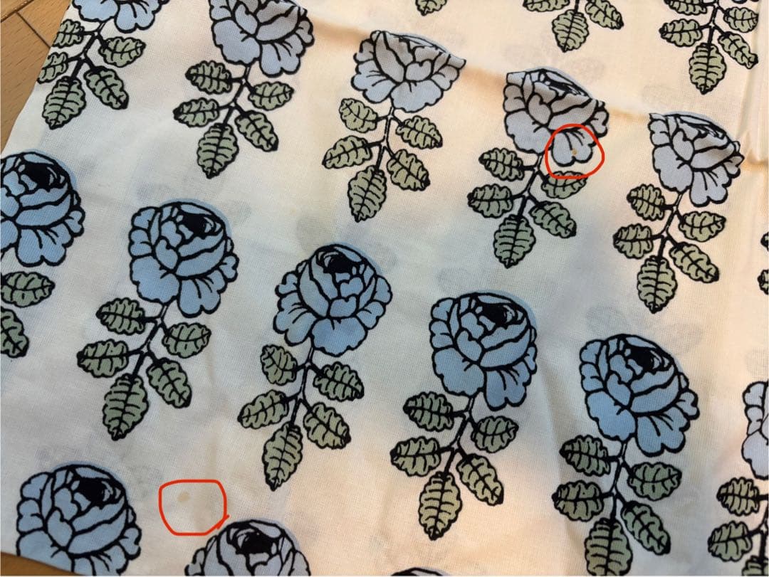 マリメッコ　Vihkiruusu（ヴィヒキルース）クッションカバー 3枚セット