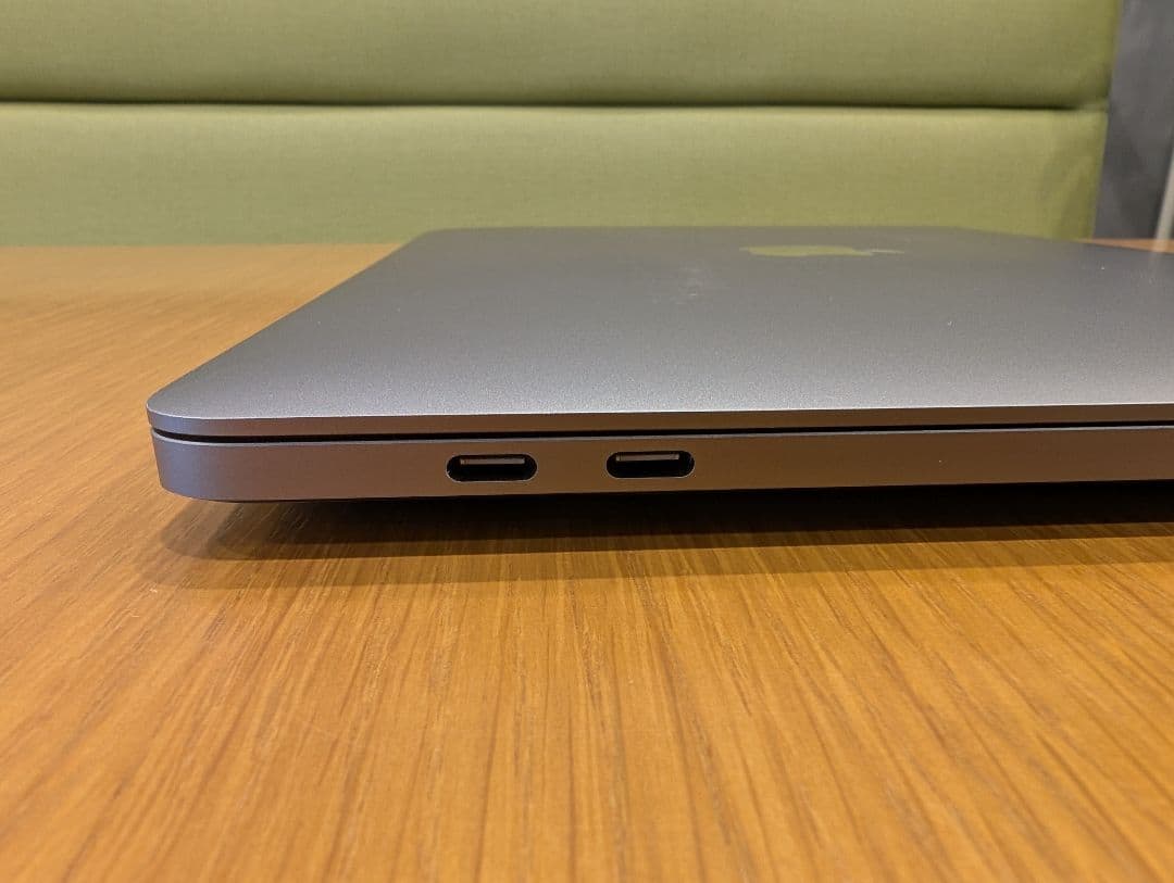 Apple MacBook pro（13-inch, M1, 2020)