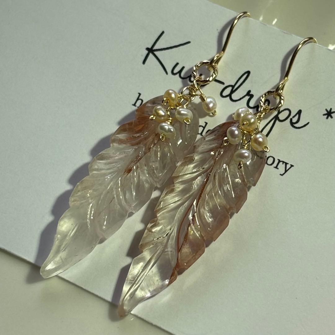 マニカラン水晶♢リーフカービング✴︎14kgfピアスP317