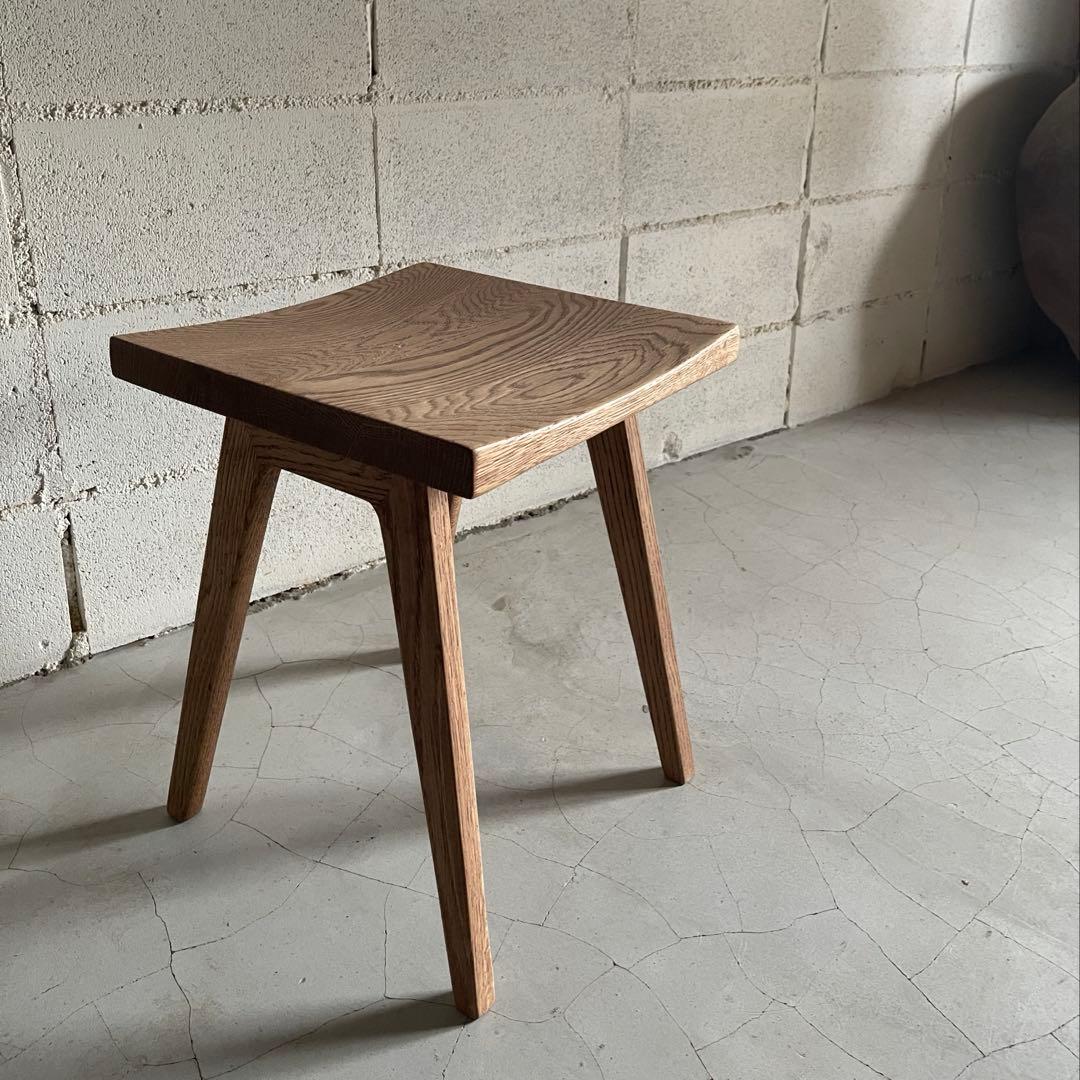 リフレッシュタイプチェア　ロータイプ　オーク無垢材　ウチダ　ライトオーク色