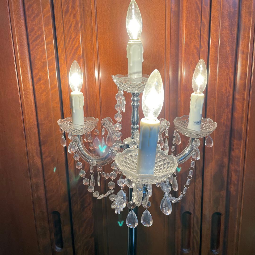 スタンドシャンデリア　シルバー　アンティーク　4灯 シャンデリア