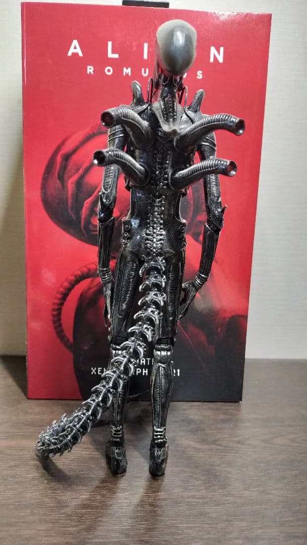 NECA ネカ　ゼノモーフXX121 エイリアン　ロムルス 開封品