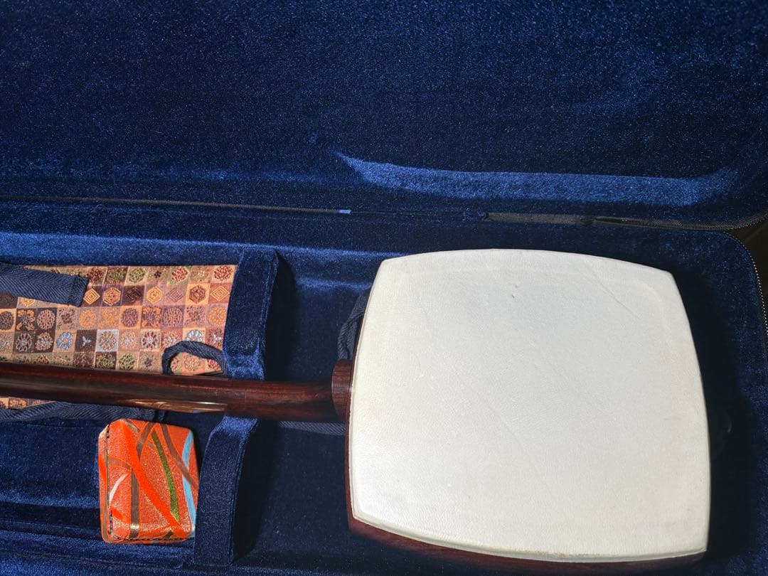 長唄三味線 細棹 ジャンク ケース、撥付き