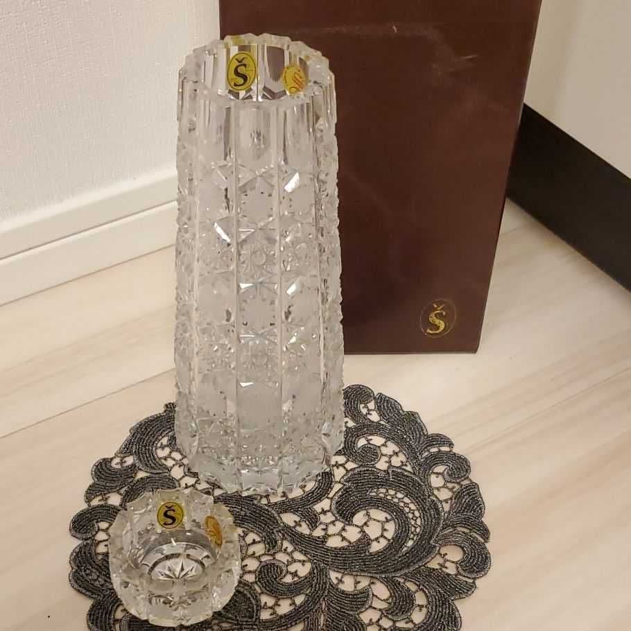 ラディスラフ・シェフチーク ハンドメイド クリスタル ボヘミアンベース