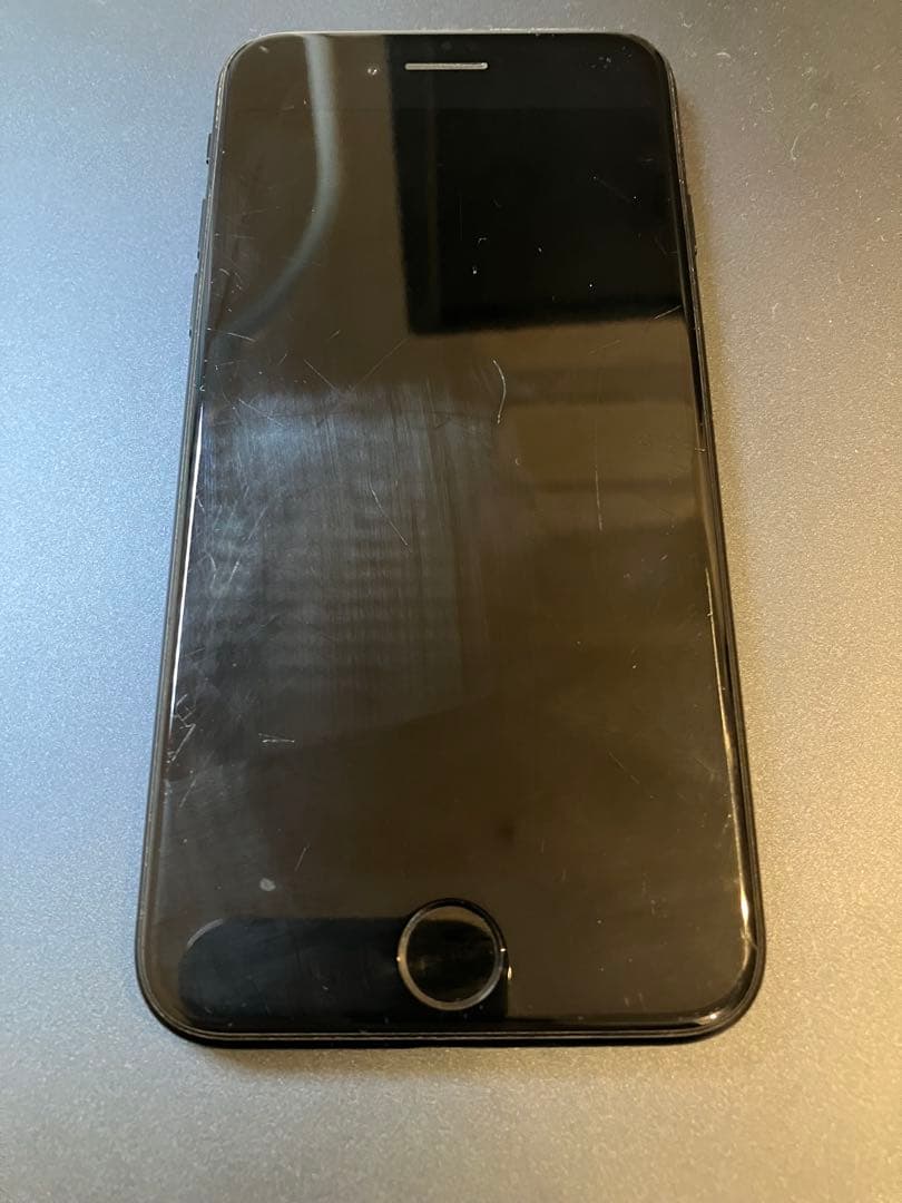 Apple iPhone SE (第2世代) 64GB