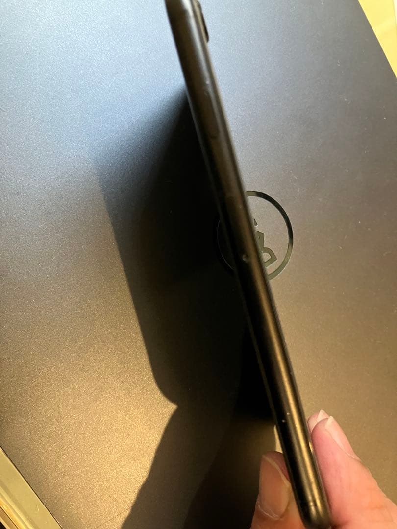 Apple iPhone SE (第2世代) 64GB