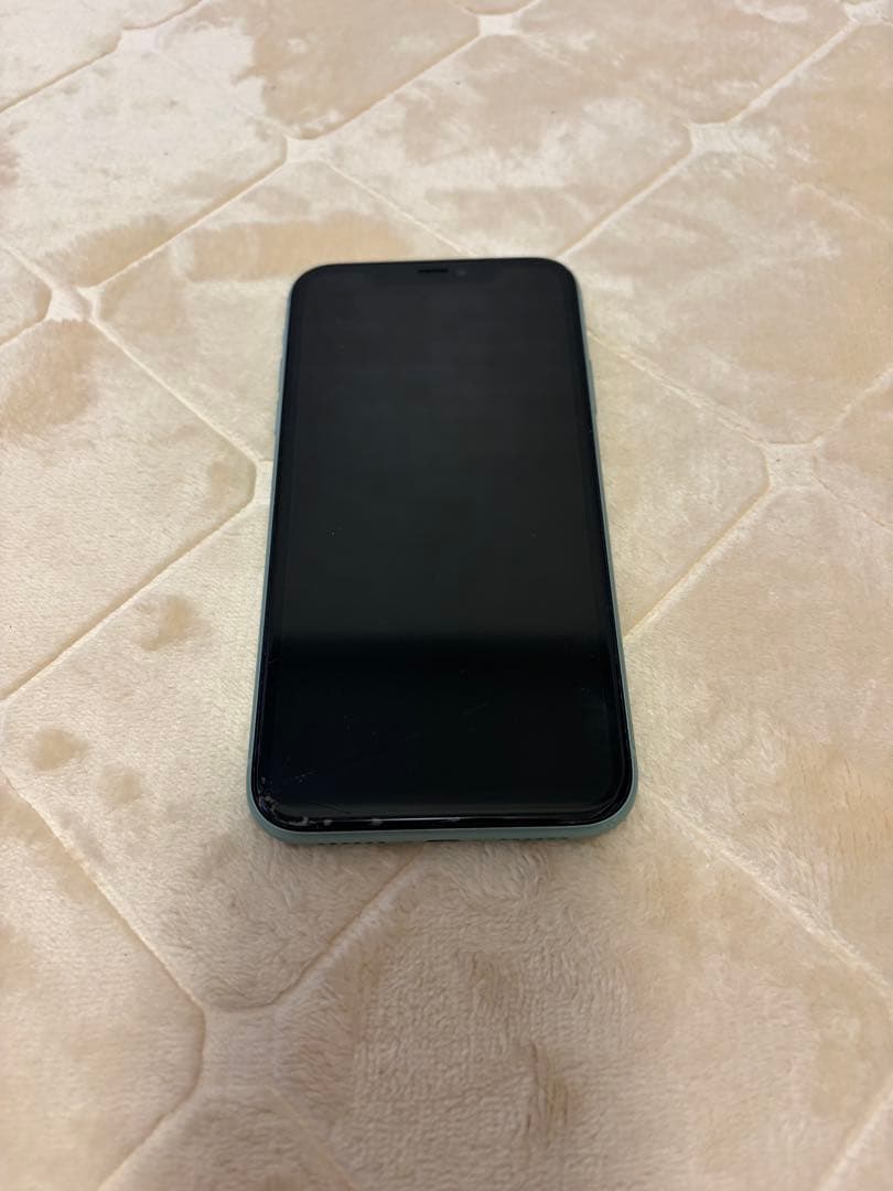 iPhone 11 ミントグリーン 本体、画面割れ、SIMフリー、256G