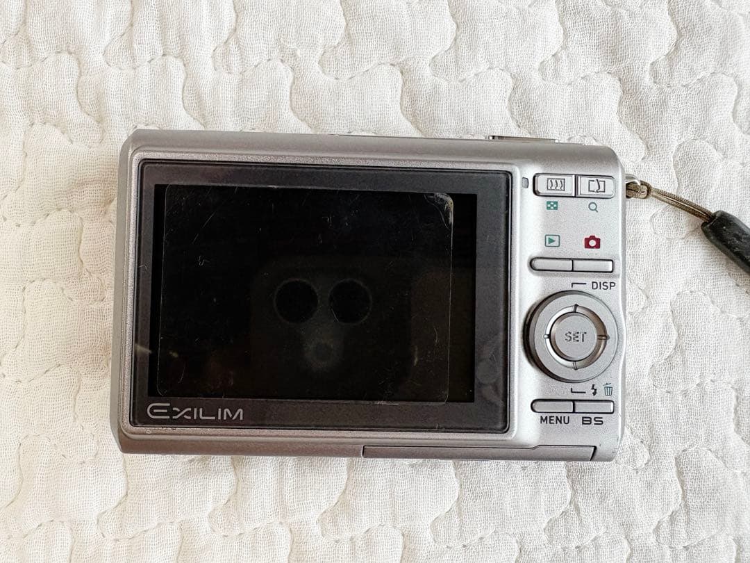 CASIO EXILIM ZOOM EX-Z75 カシオ エクシリウム